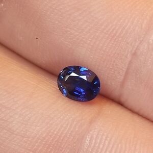 Natural .7ct Deep Royal Blue Sapphire